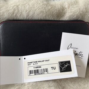 Black leather wallet authentic